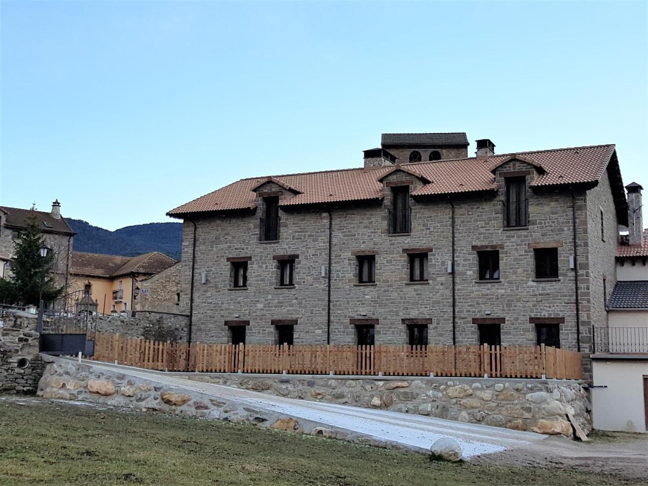 Гостевой дом Casa Perez Ьебра-де-Баса Экстерьер фото